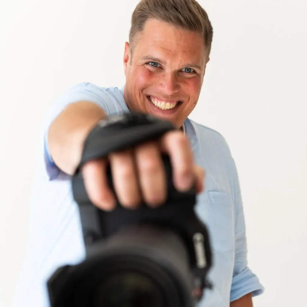 Reibungsloser Ablauf durch stetige Absprache zwischen DJ Marcel Glahn und dem Fotografen.